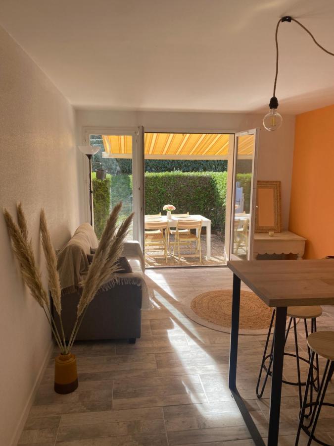 Arzon Maisonnette Cosy Kerkarin Exteriér fotografie